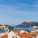 Apartment Radovan - One-Bedroom Apartment With Balcony And Sea View