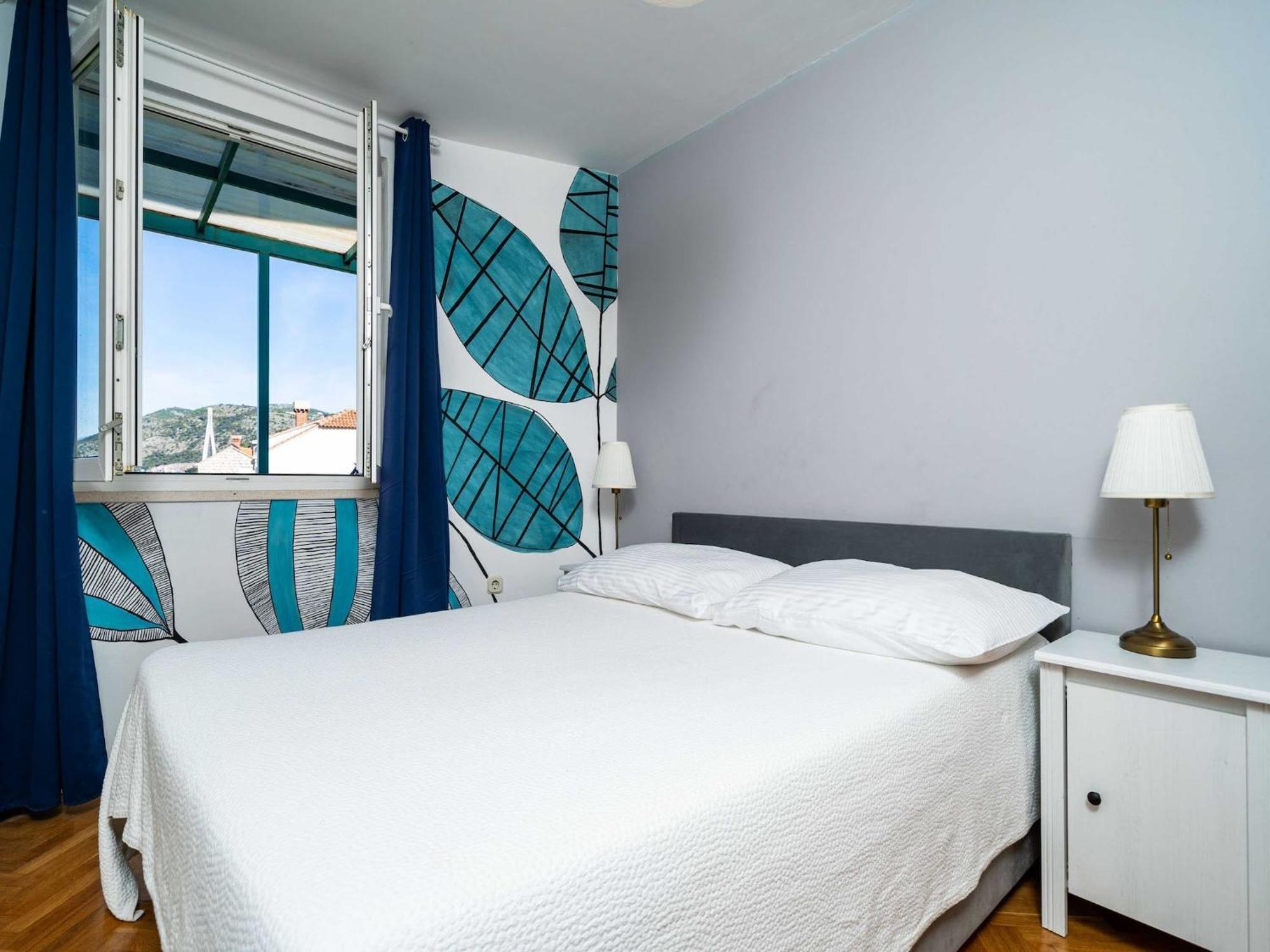 Radovan - One-bedroom With Balcony And Sea View * Dubrovnik